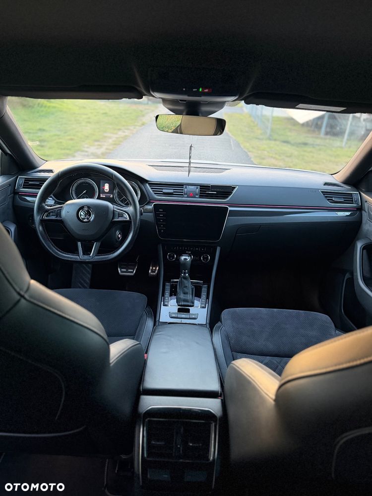 Skoda Superb 2.0 TDI 4x4 DSG Sportline - 16