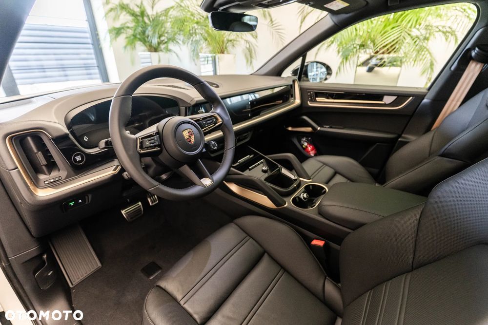 Porsche Cayenne E-Hybrid PHEV Black Edition - 8