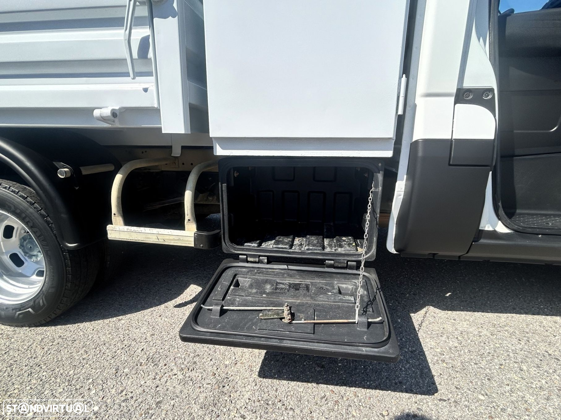 Iveco Daily 35C13 RODADO DUPLO BASCULANTE - 27