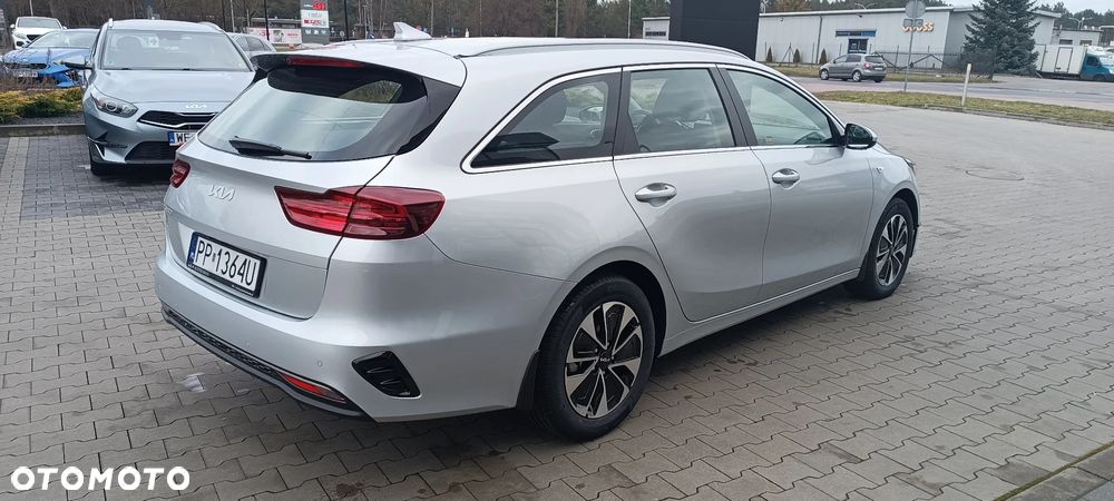 Kia Ceed 1.5 T-GDI M - 8