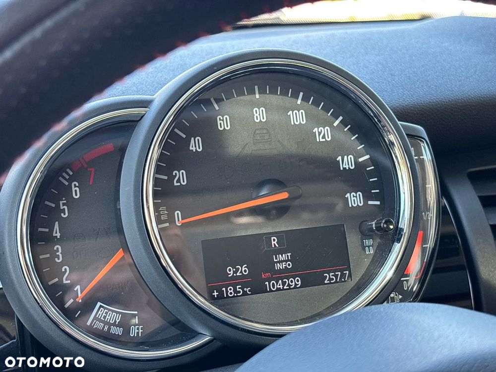 MINI Cooper S - 32