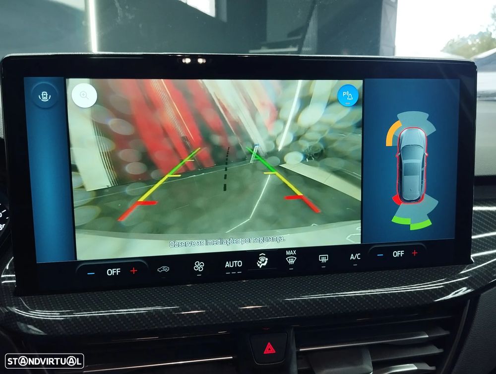 Ford Focus 1.0 EcoBoost MHEV ST-Line - 24