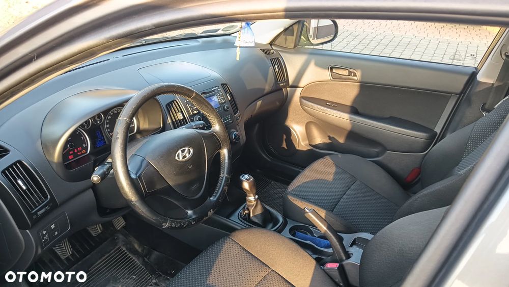 Hyundai i30 1.4 Comfort - 8