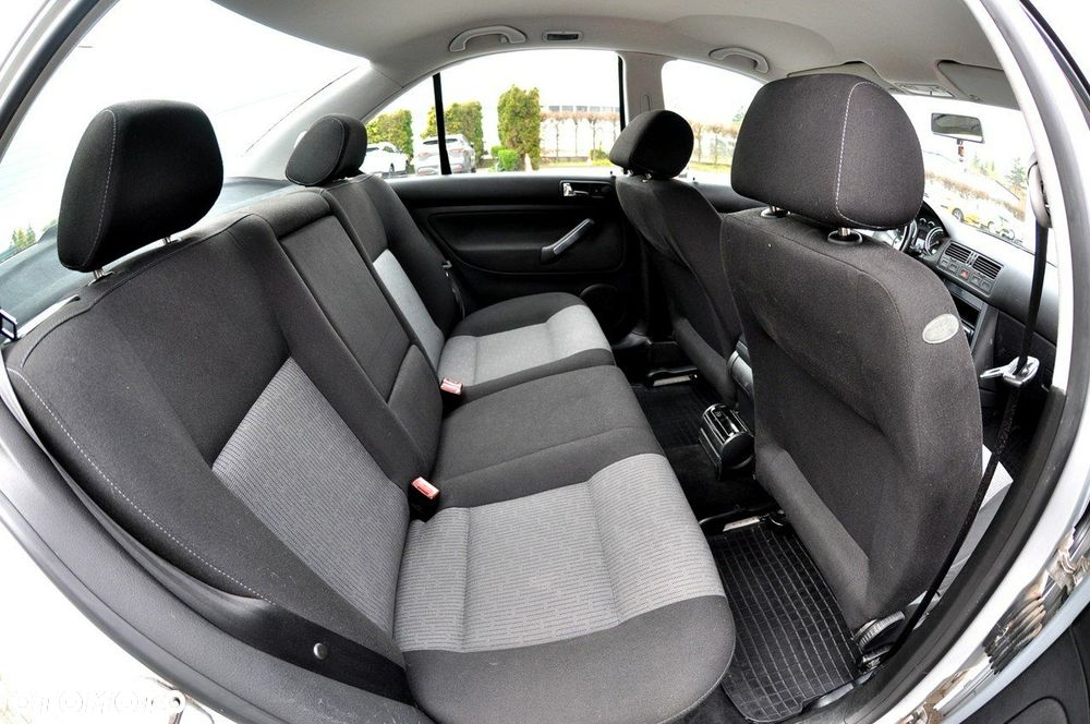 Volkswagen Bora - 10