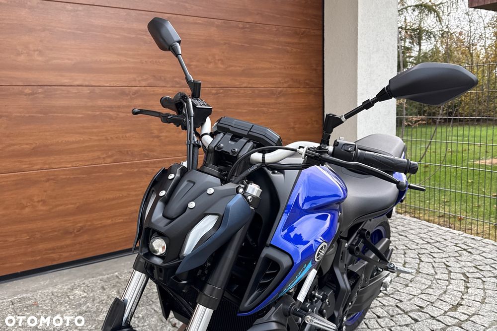 Yamaha MT - 24