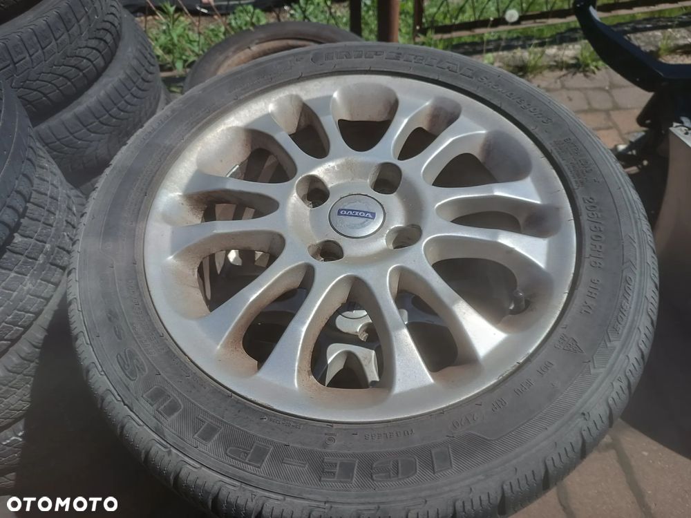 Volvo V40 S40 -alufelgi 4 sztuki Komplet felgi aluminiowe 16 cali opony 205/50/16 - 1