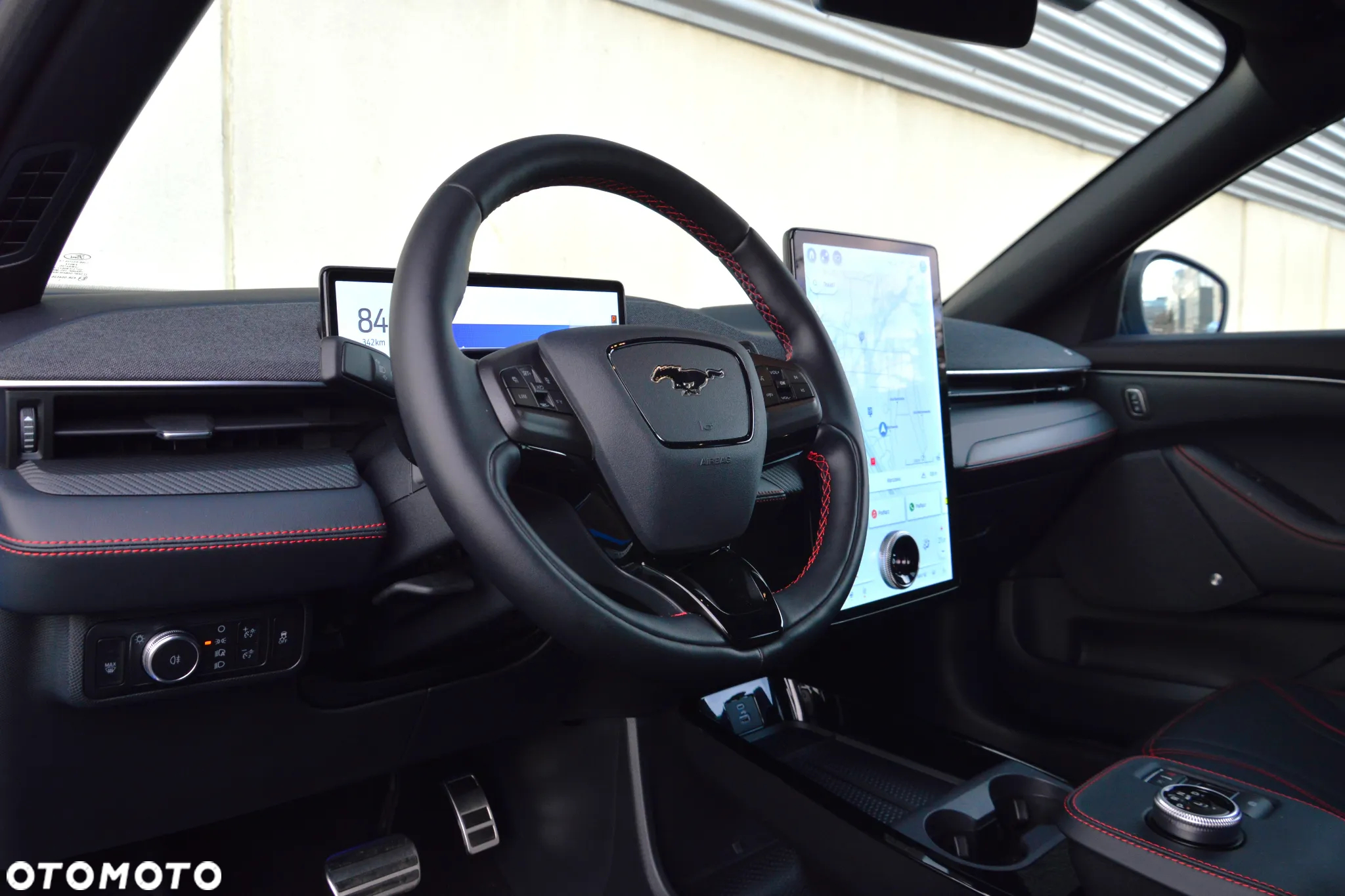 Ford Mustang Mach-E 91 kWh AWD Premium - 14