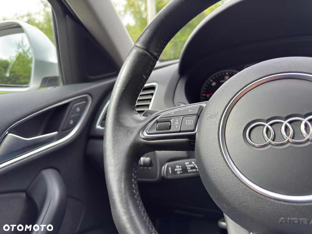 Audi Q3 2.0 TDI Edycja Specjalna - 30
