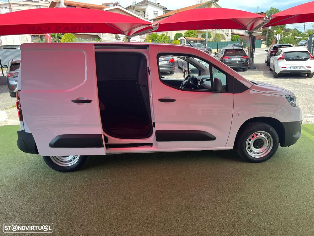 Toyota Proace City | 1.5 D-4D | 3 Lug. - 8