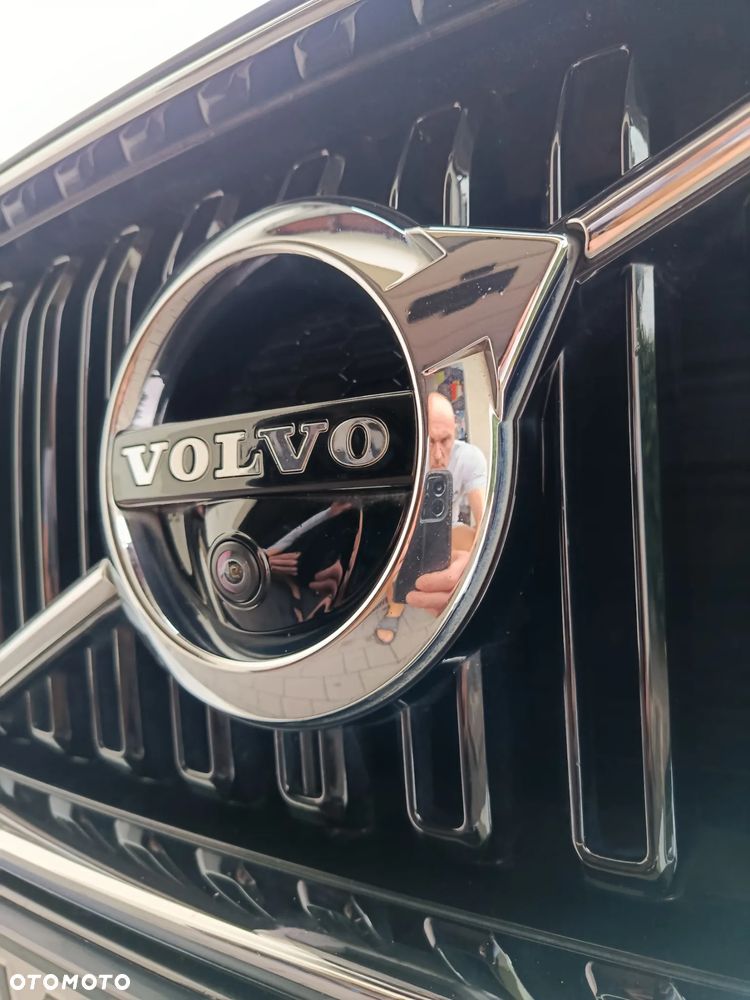 Volvo XC 60 B4 D Momentum Pro - 37