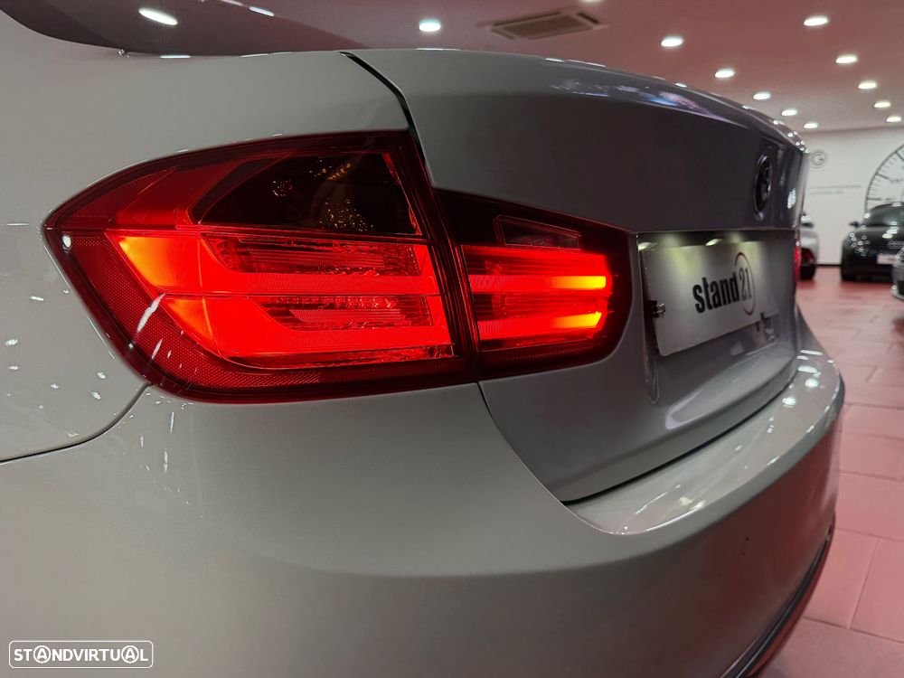 BMW 320 d Sport-Aut. Luxury Line - 12