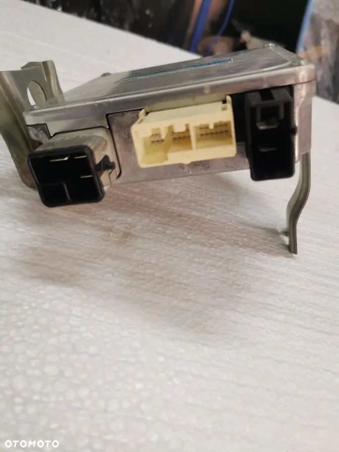 Toyota Rav 4 2010 rok moduł sterownik 89650-42070 - 2