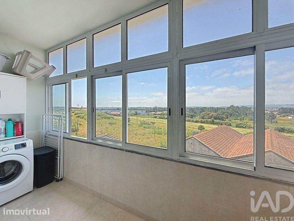 Apartamento T3 em Caldas da Rainha - Nossa Senhora do Pópulo, Coto e S - Grande imagem: 4/24