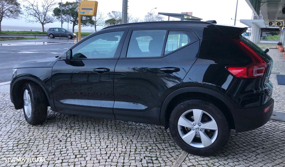 Volvo XC 40 1.5 T2 Momentum Plus - 8