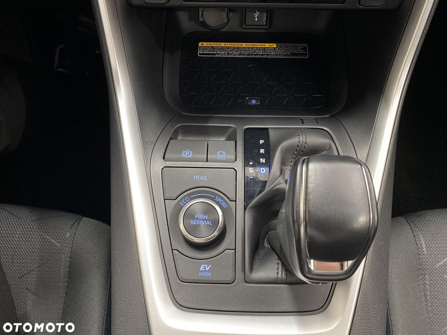 Toyota RAV4 - 18