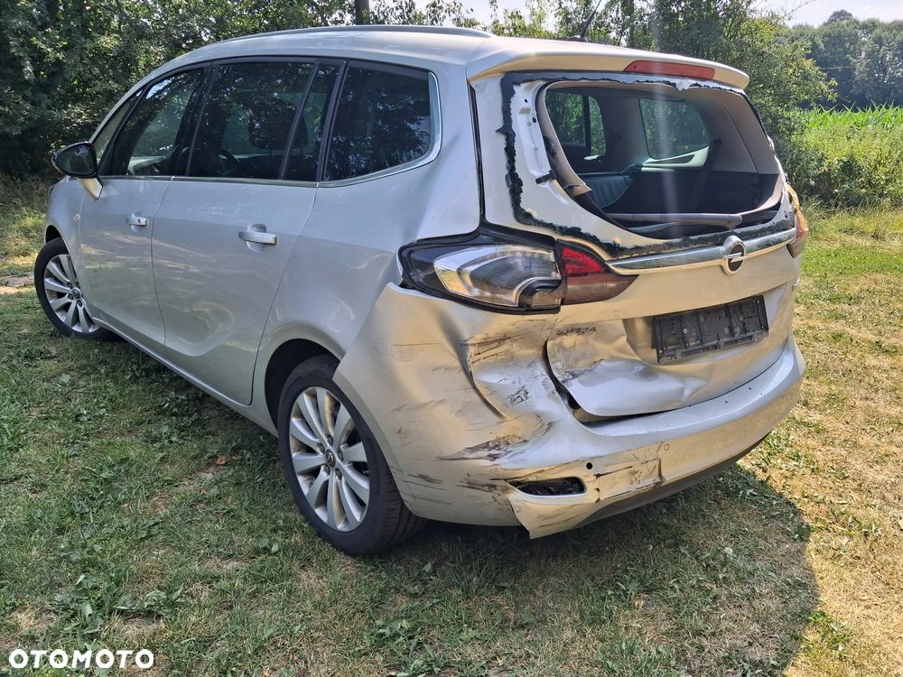 Opel Zafira - 9
