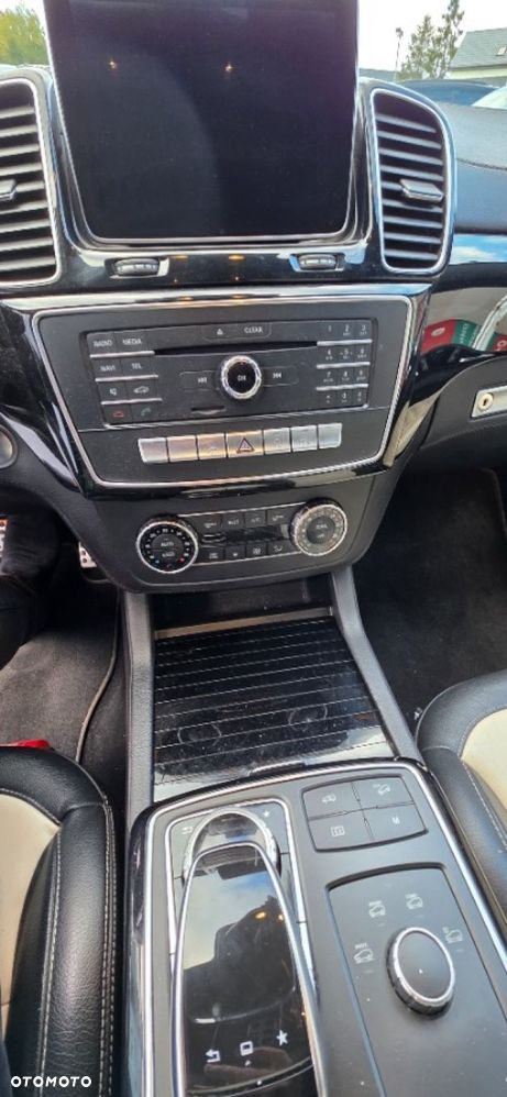 Mercedes-Benz CLE - 21