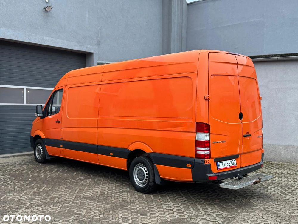 Mercedes-Benz Sprinter - 7