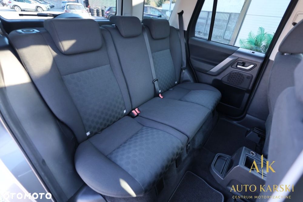 Land Rover Freelander - 36