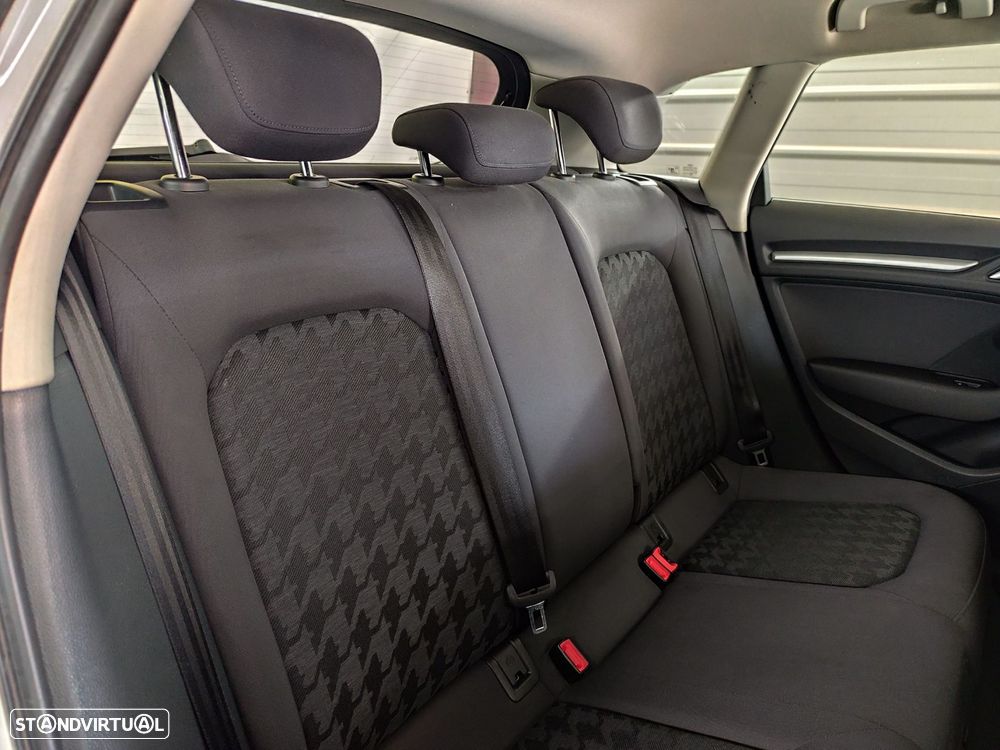 Audi A3 Sportback 1.6 TDI Attraction - 21