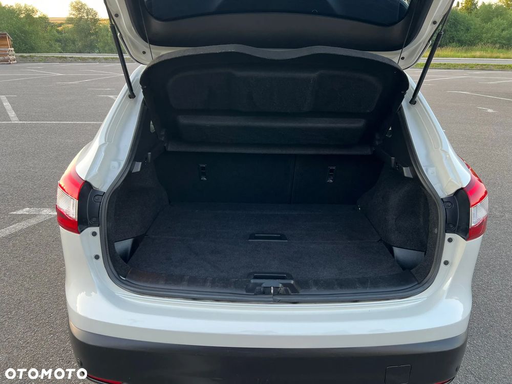 Nissan Qashqai 1.6 DCi Tekna Xtronic - 8