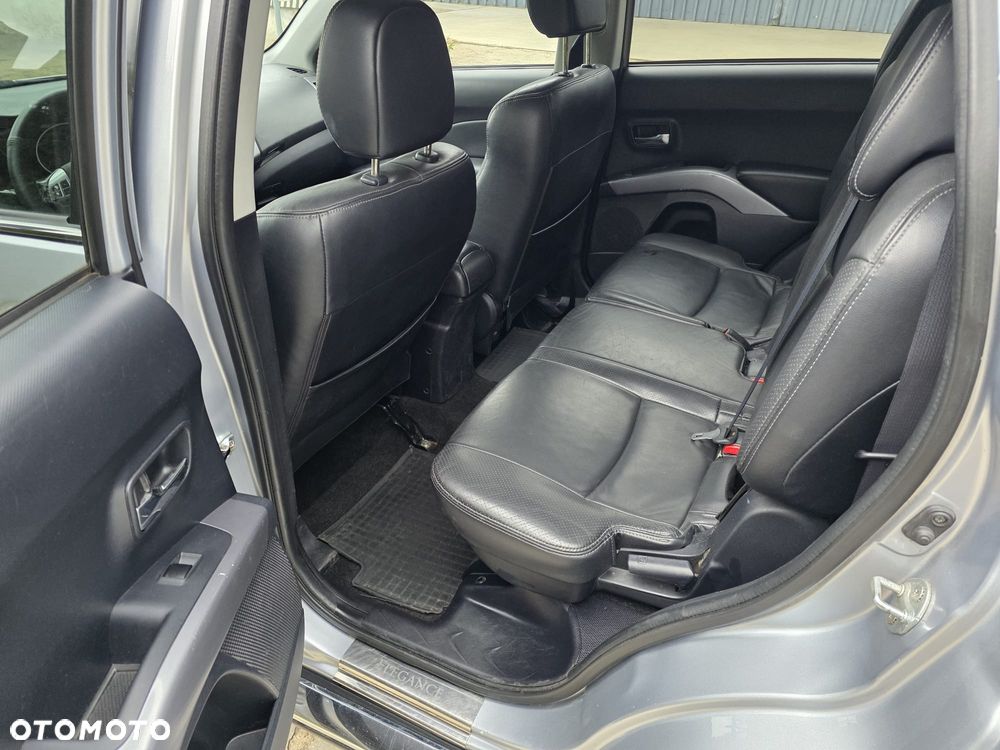 Citroën C-Crosser 2.2 HDi Exclusive - 13