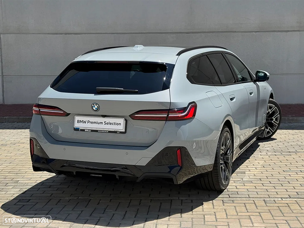 BMW i5 eDrive40 Pack Desportivo M - 4