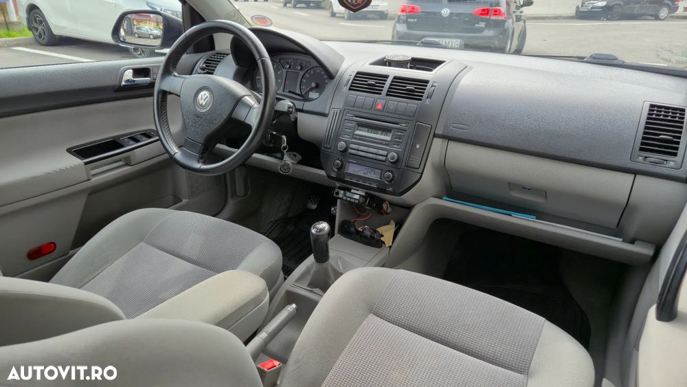 Volkswagen Polo 1.4 Comfortline - 5