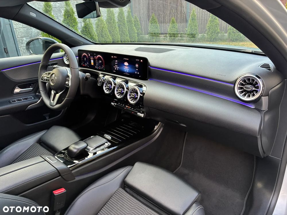 Mercedes-Benz Klasa A 220 d 4-Matic Progressive 8G-DCT - 28