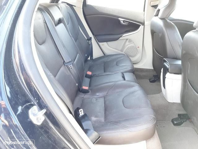 Peças Volvo V40 Hatchback (525, 526) 2012 a 2015 - 8