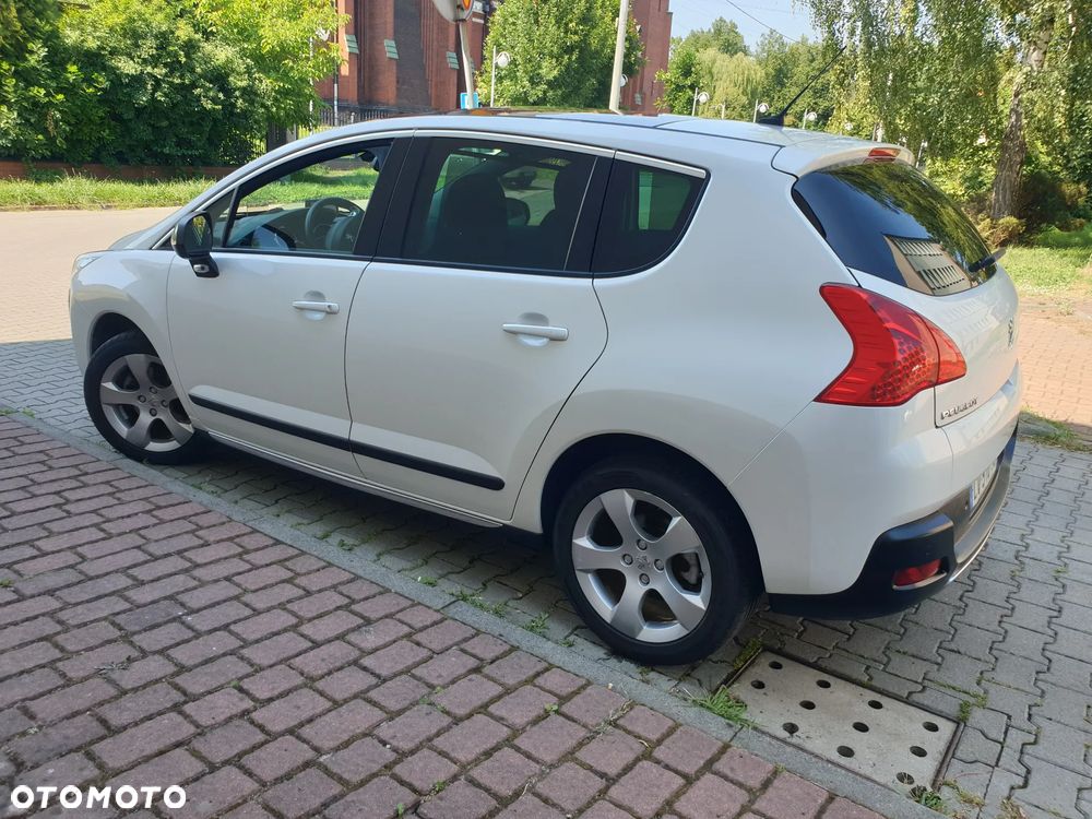 Peugeot 3008 HDi 150 Allure - 5