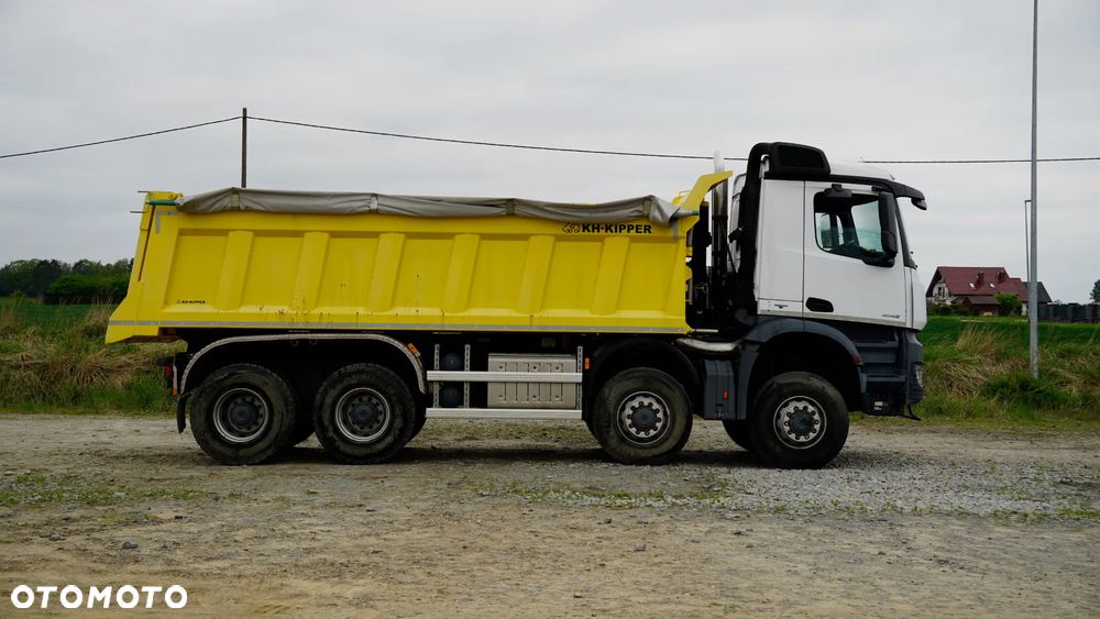 Mercedes-Benz Arocs - 5