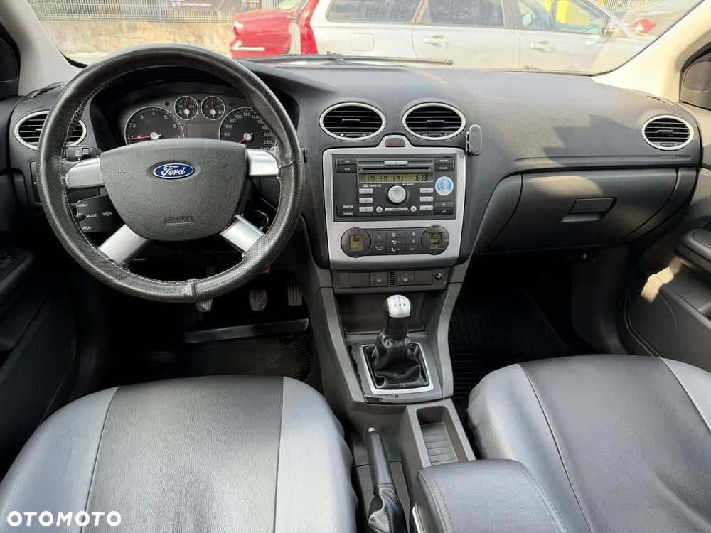 Ford Focus - 27