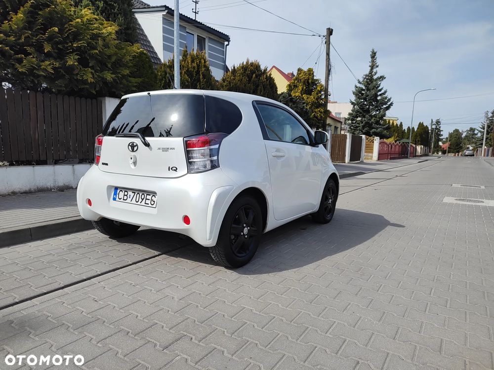 Toyota iQ 1.0 Luna - 6
