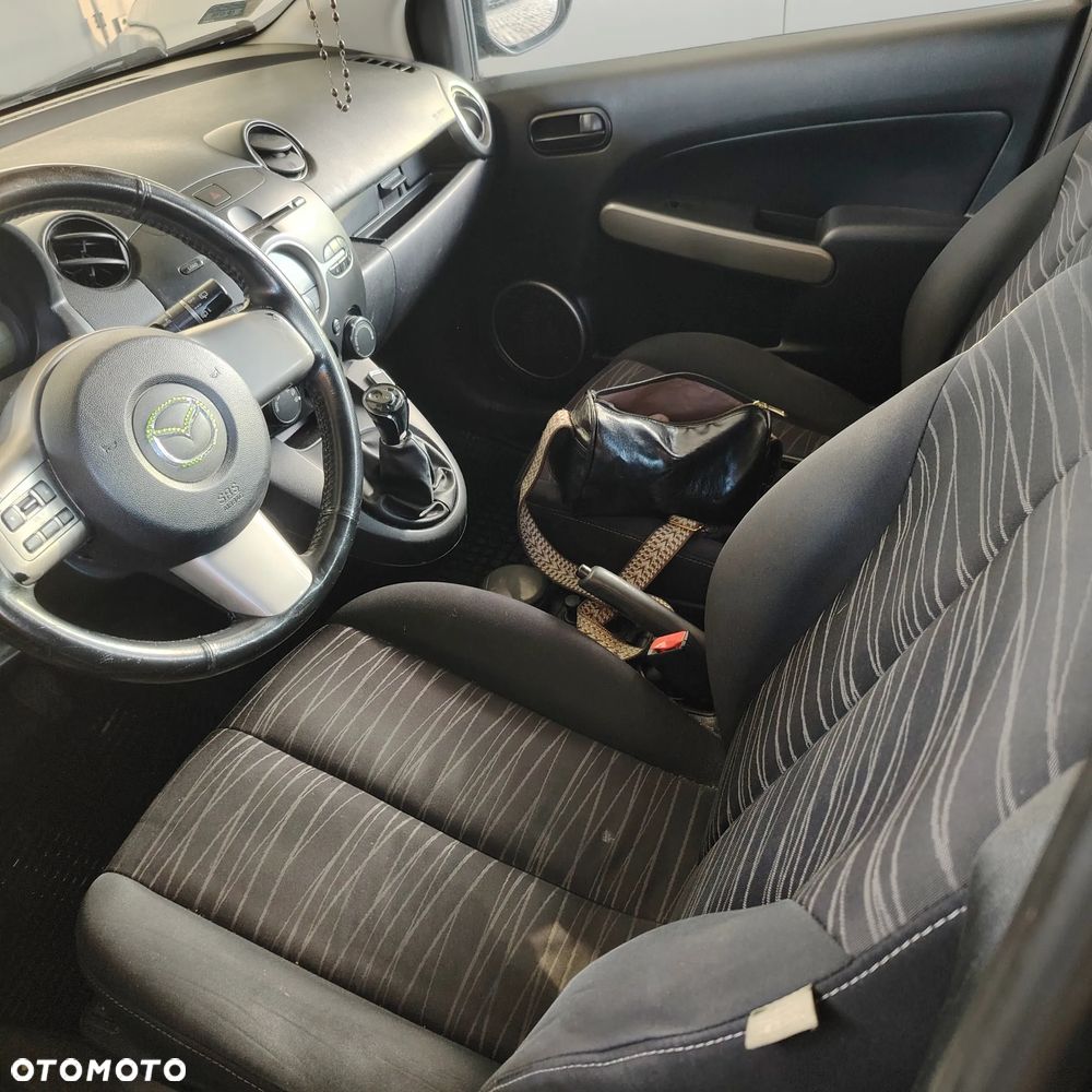 Mazda 2 1.3 Exclusive - 3