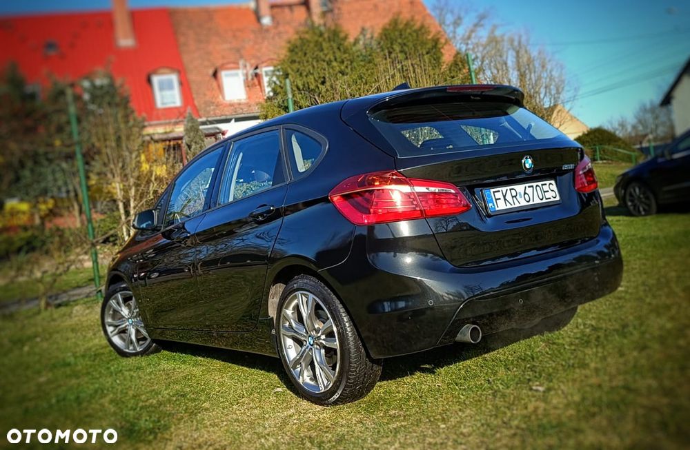 BMW Seria 2 218i - 6