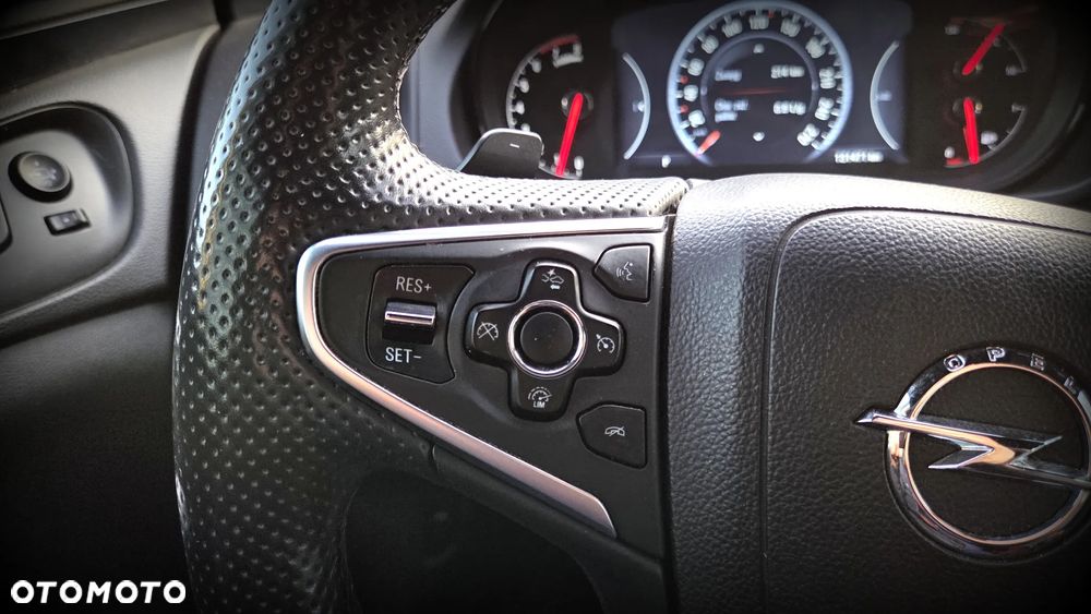 Opel Insignia 1.6 SIDI Turbo Sport - 30