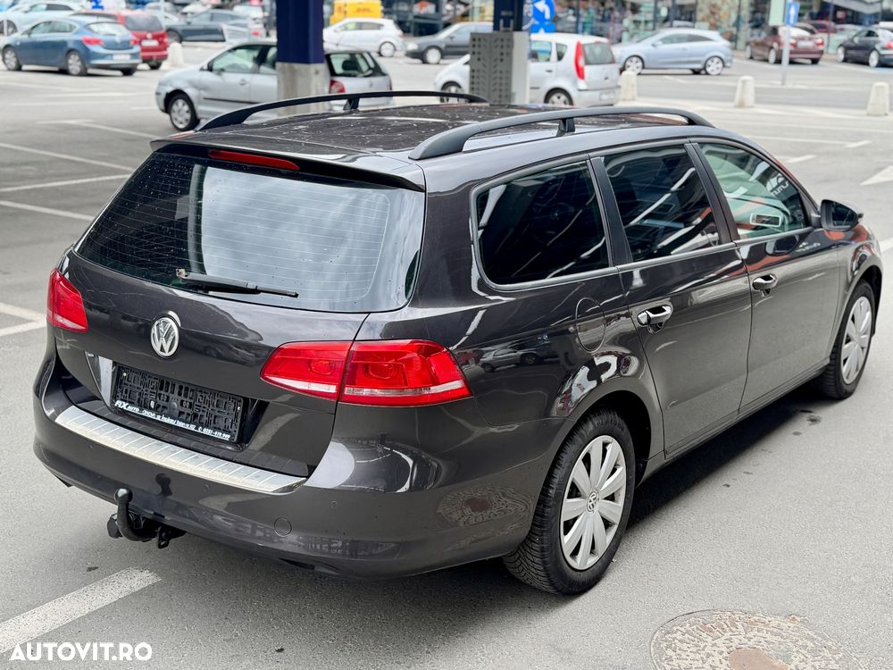 Volkswagen Passat 1.6 TDI DPF BlueMotion Technology Comfortline - 5