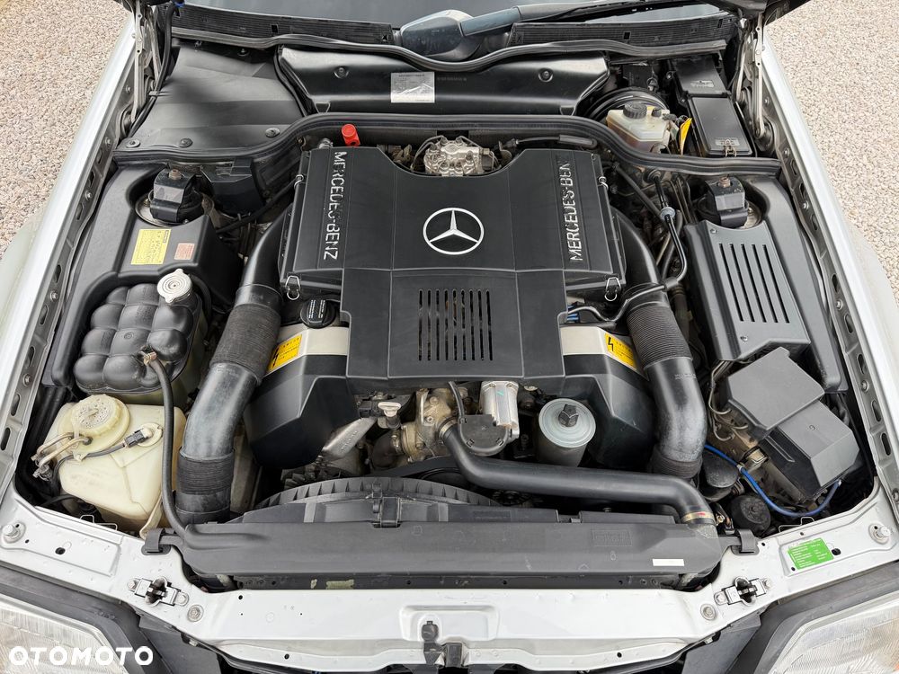 Mercedes-Benz SL - 24