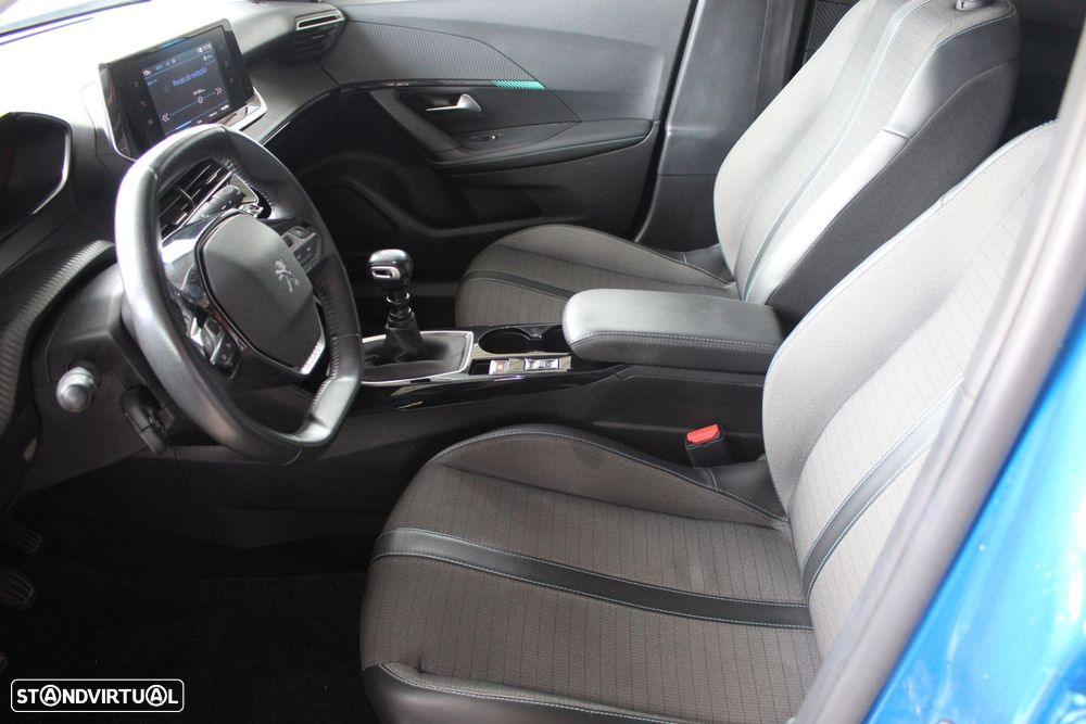 Peugeot 2008 1.2 PureTech Allure Pack - 9