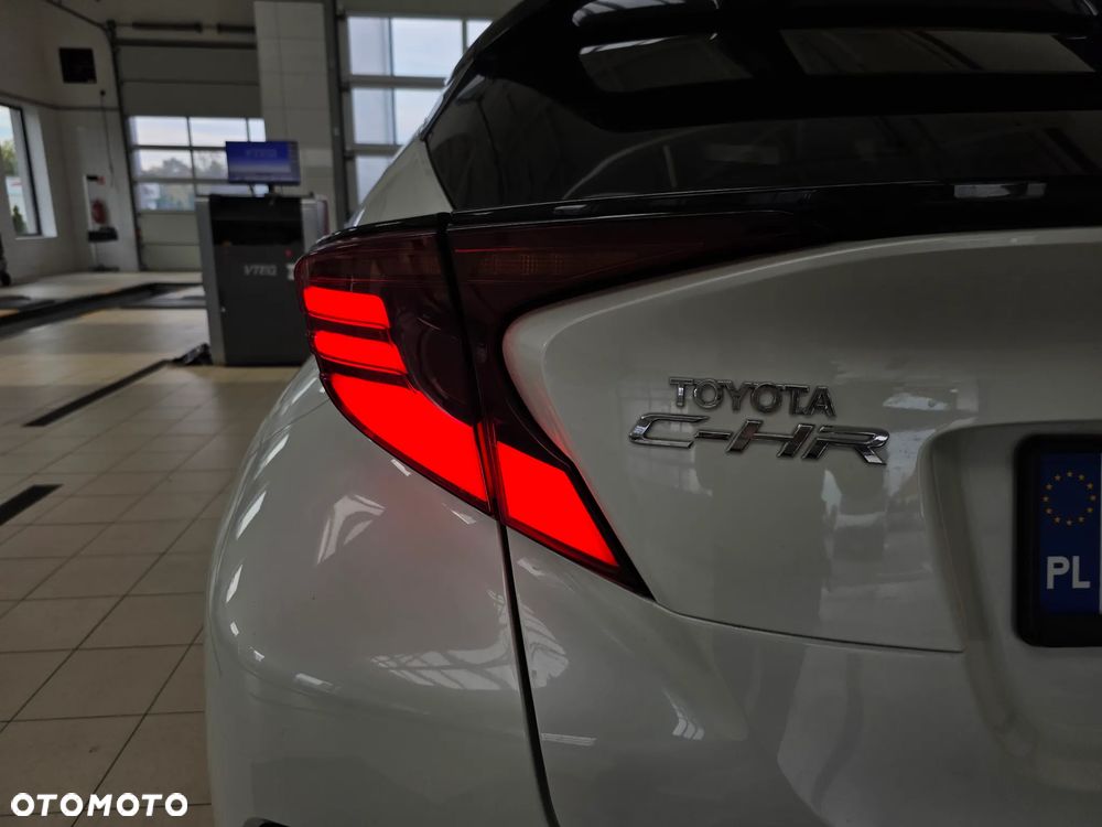 Toyota C-HR 2.0 Business-Edition - 32