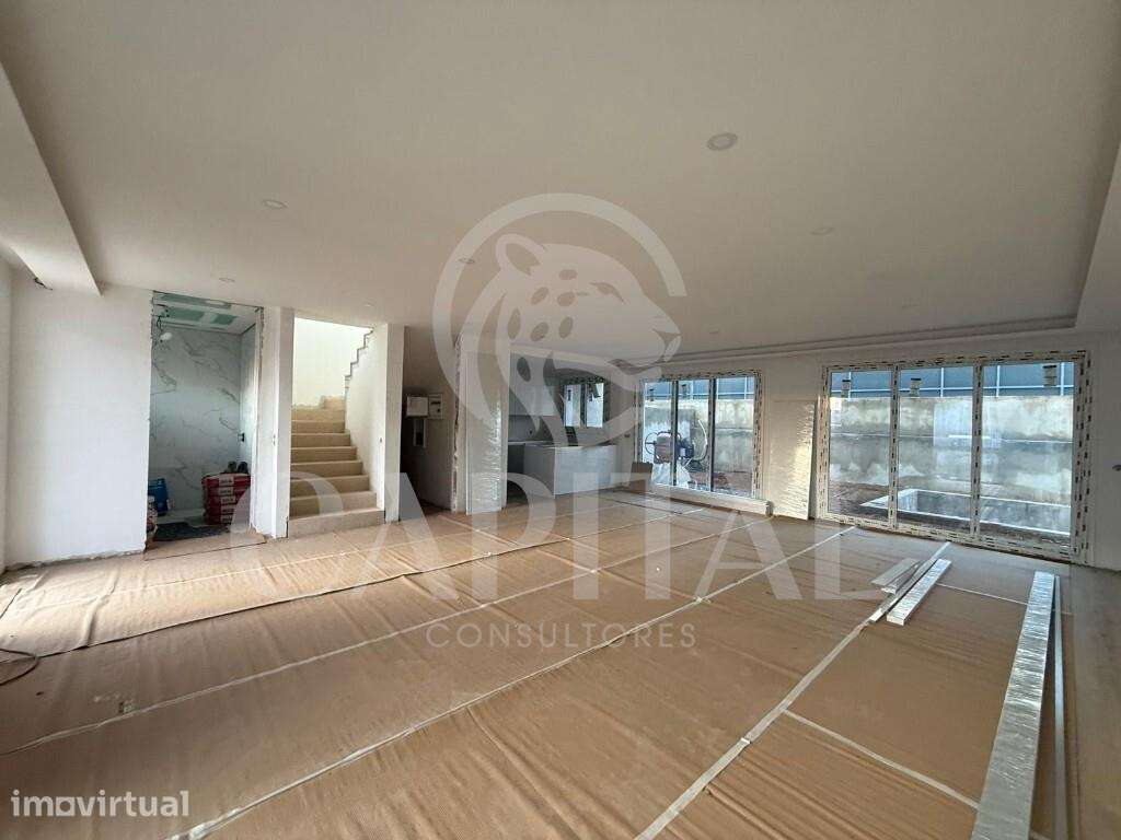 Moradia Nova V3 com Piscina – Pronta a Estrear – Abrunheira - Grande imagem: 5/42