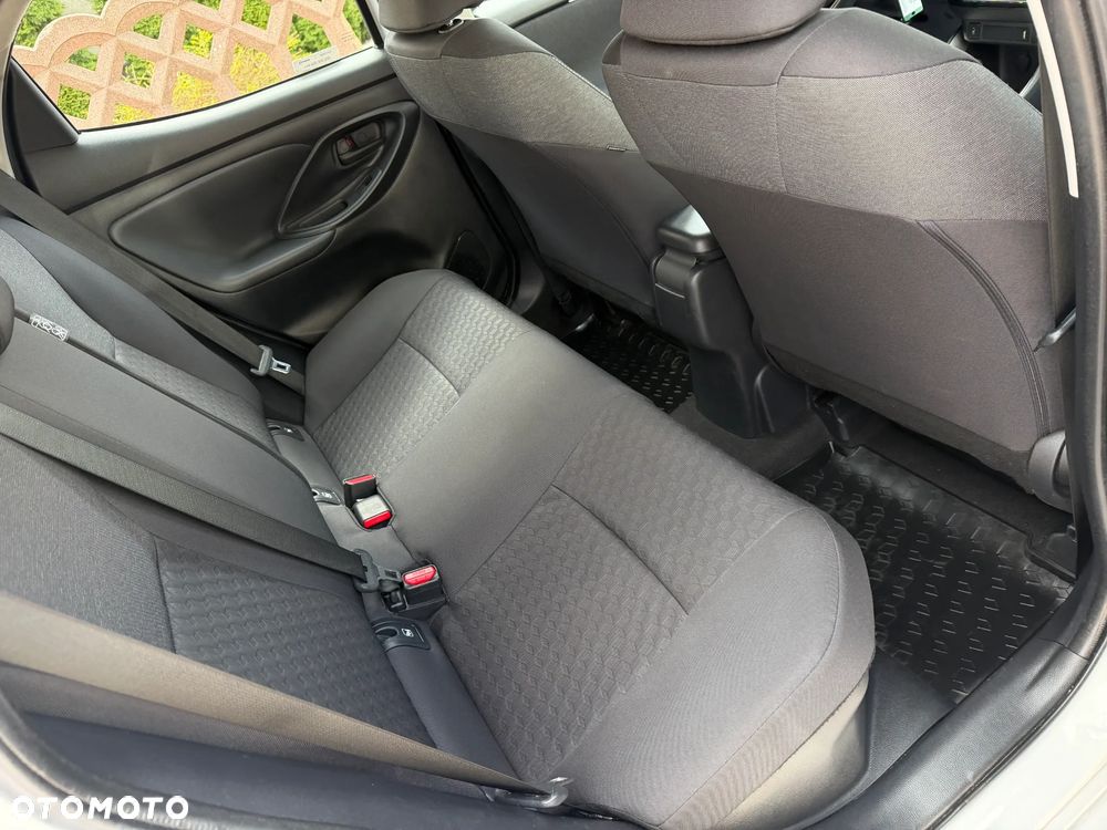 Toyota Yaris Hybrid 1.5 Comfort - 34