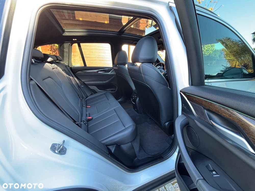 BMW X3 xDrive30e xLine - 21