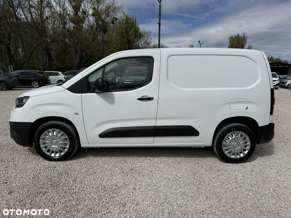 Toyota Proace City - 10