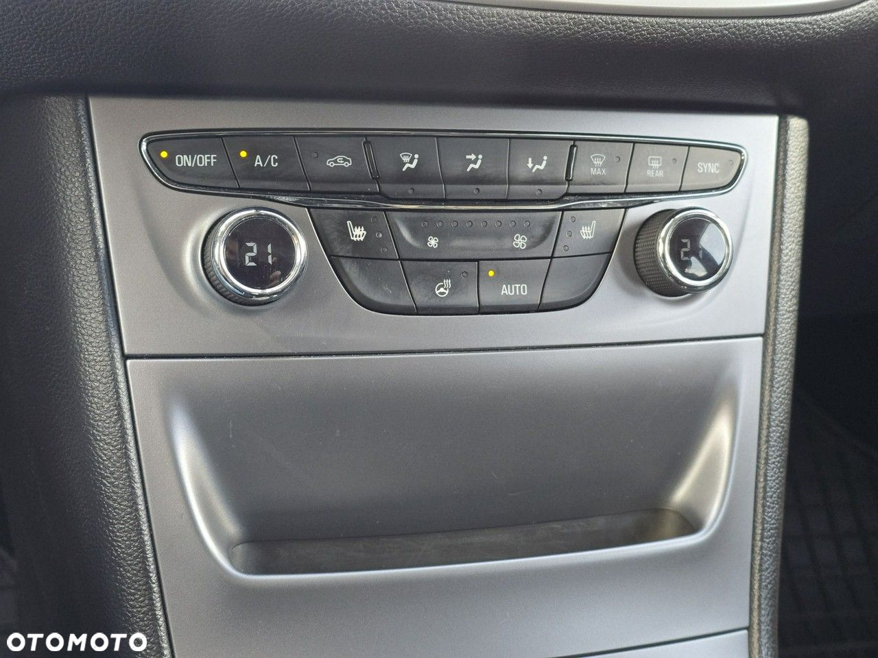 Opel Astra - 11