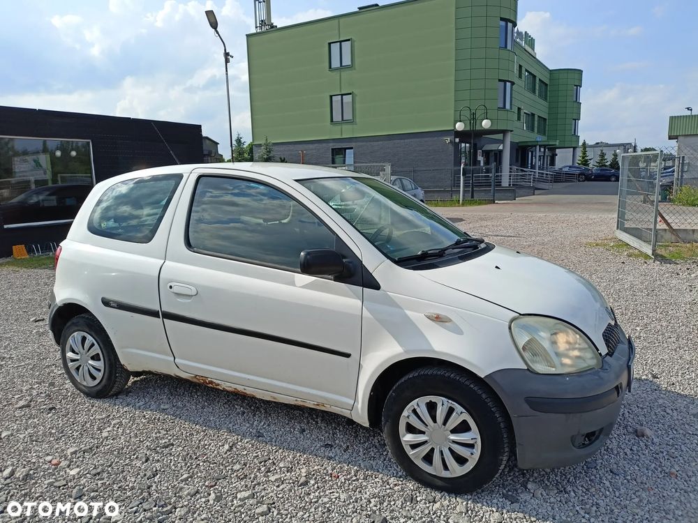 Toyota Yaris - 6