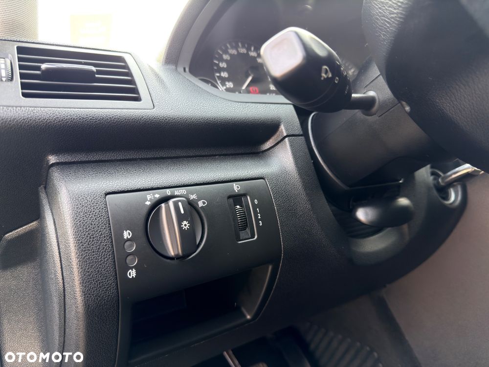 Mercedes-Benz Klasa A 170 BlueEFFICIENCY Elegance - 35