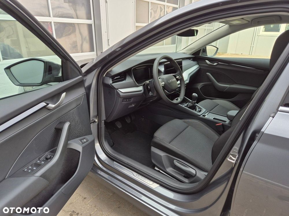 Skoda Octavia 1.5 TSI Drive Selection - 9