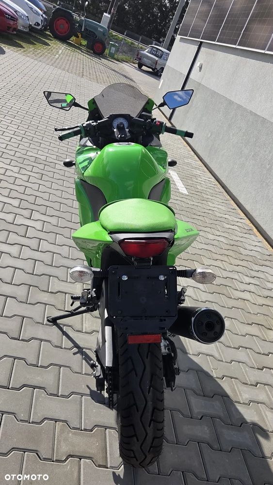 Kawasaki Ninja 250R - 10